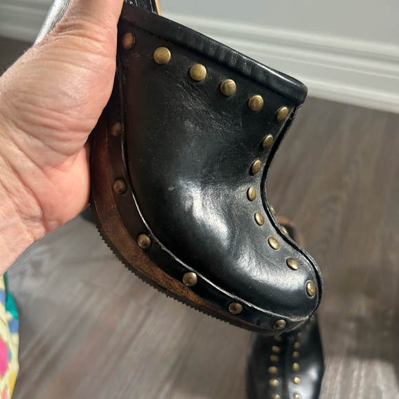 Vintage Browns Clogs - Picture 3 of 4